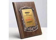 Memorial چوبی شیلد پلاک 930 گرم طراحی سفارشی دکوراسیون فلزی برای جوایز